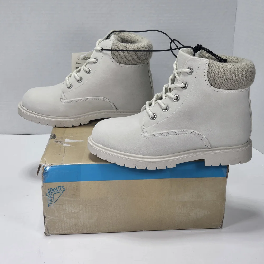 Thereabouts TH Ember Off White Hiking Winter Snow Boots Size 1 (Little Girl)